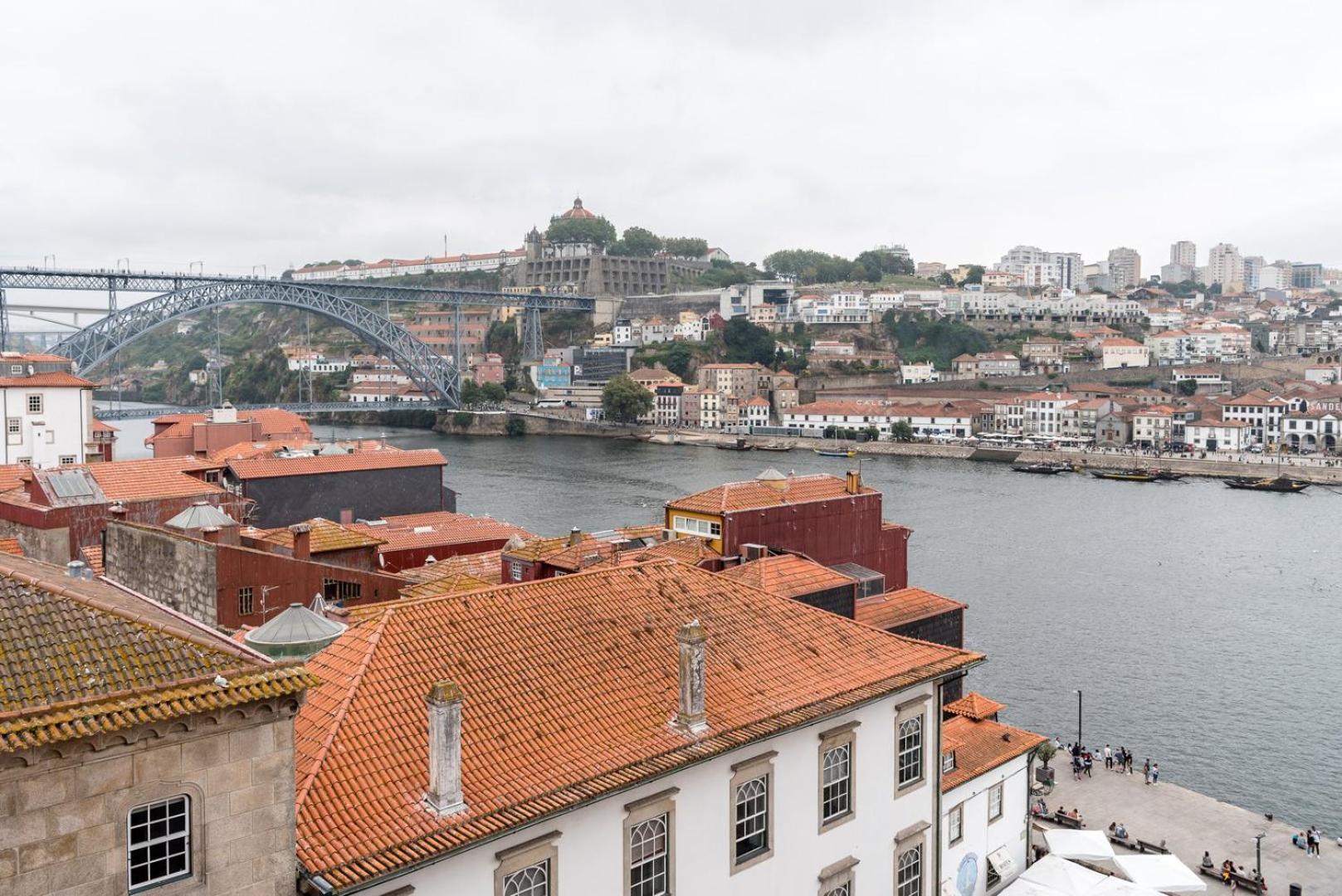 Guestready - Modern Stay Near Douro River Порту Экстерьер фото